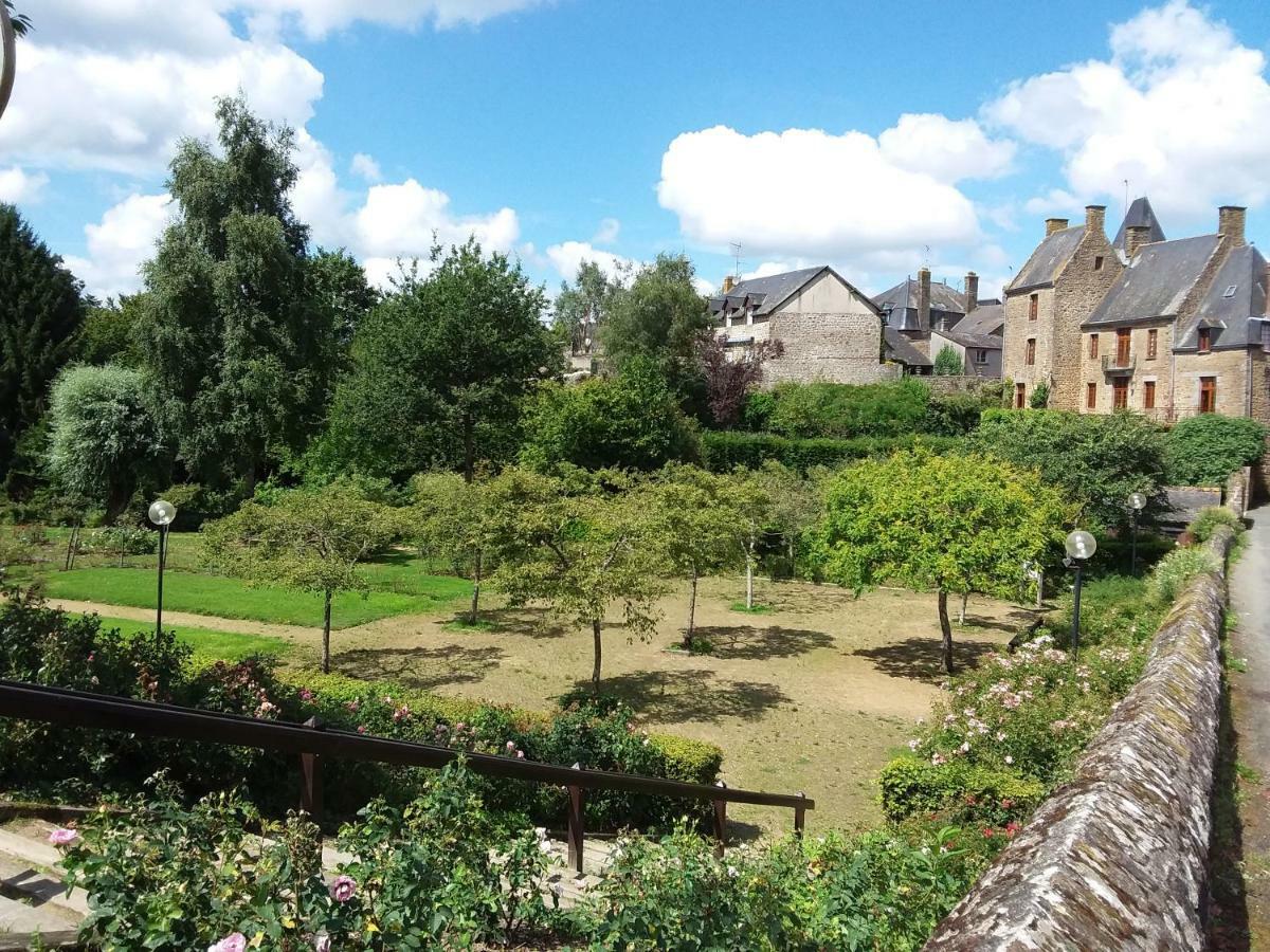 L'Orchidee Lassay-les-Chateaux Exterior foto